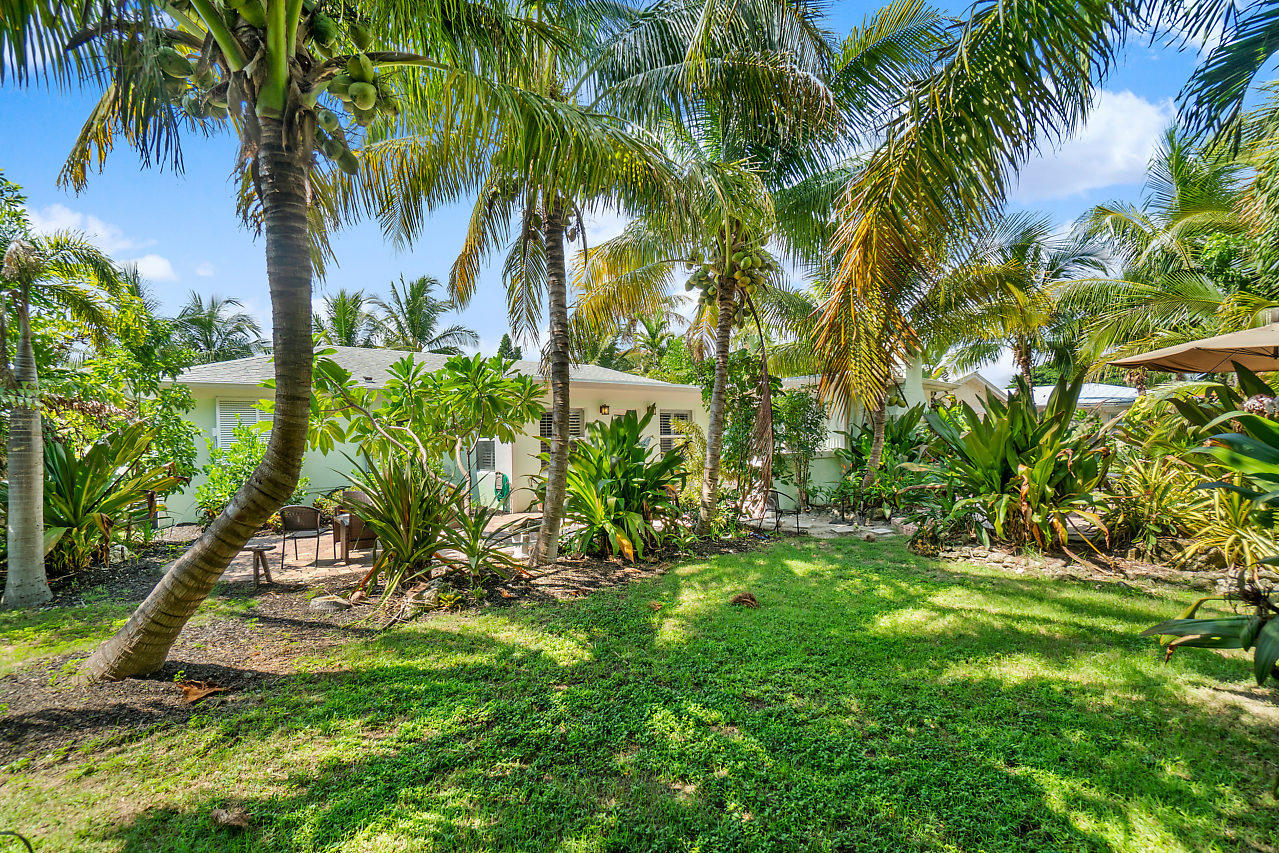 215 Inlet Way Palm Beach Shores, FL 33404 - Photo 26 of 42 026-215InletWay-PalmBeachShores-FL-small