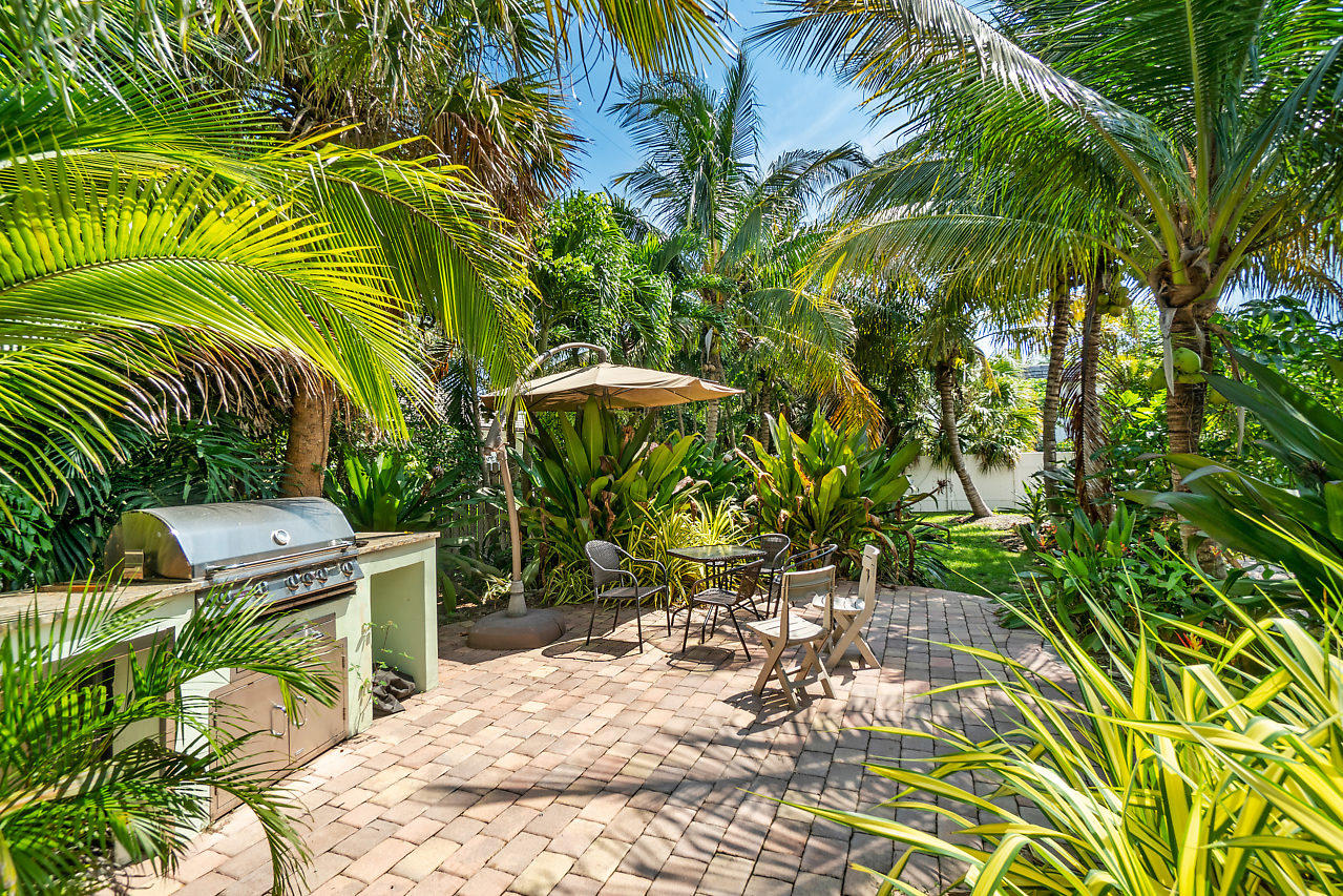 215 Inlet Way Palm Beach Shores, FL 33404 - Photo 29 of 42 029-215InletWay-PalmBeachShores-FL-small