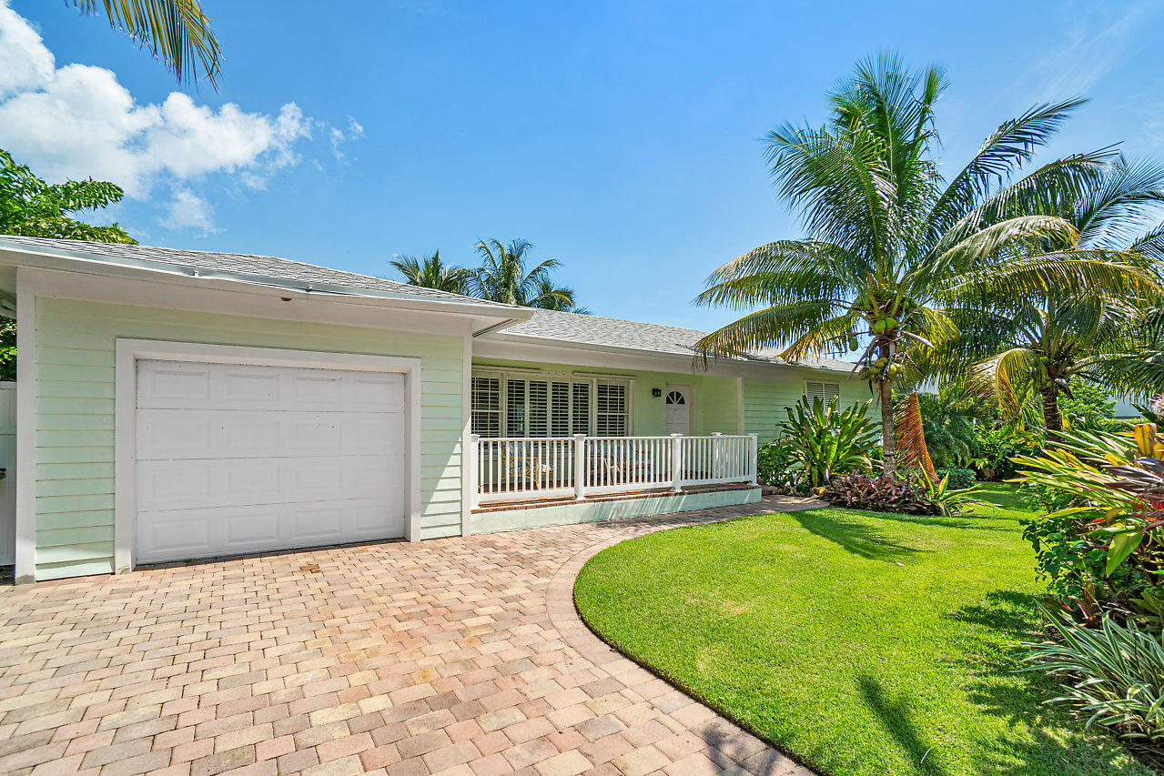 215 Inlet Way Palm Beach Shores, FL 33404 - Photo 4 of 42 004-215InletWay-PalmBeachShores-FL-small