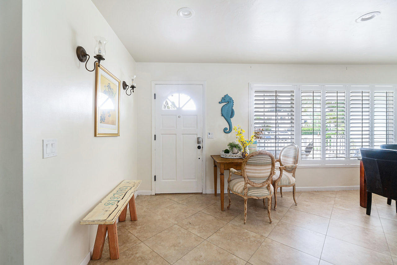 215 Inlet Way Palm Beach Shores, FL 33404 - Photo 7 of 42 007-215InletWay-PalmBeachShores-FL-small