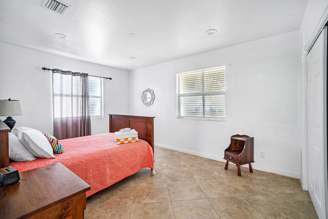 215 Inlet Way Palm Beach Shores, FL 33404 - Photo 9 of 42 009-215InletWay-PalmBeachShores-FL-small