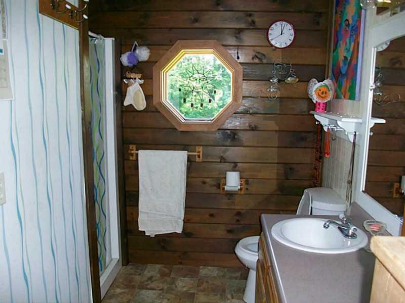 228 N Road Readfield, ME 04355 - Photo 17 of 21 Bathroom. UPSTAIRS