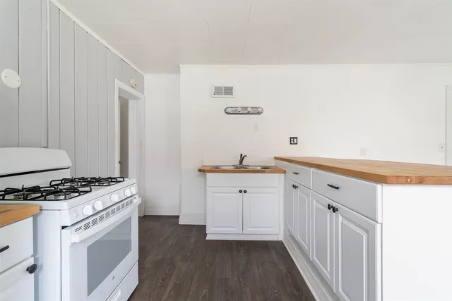 $199,900 | 4710 McCulloch Street, Duluth, MN 55804