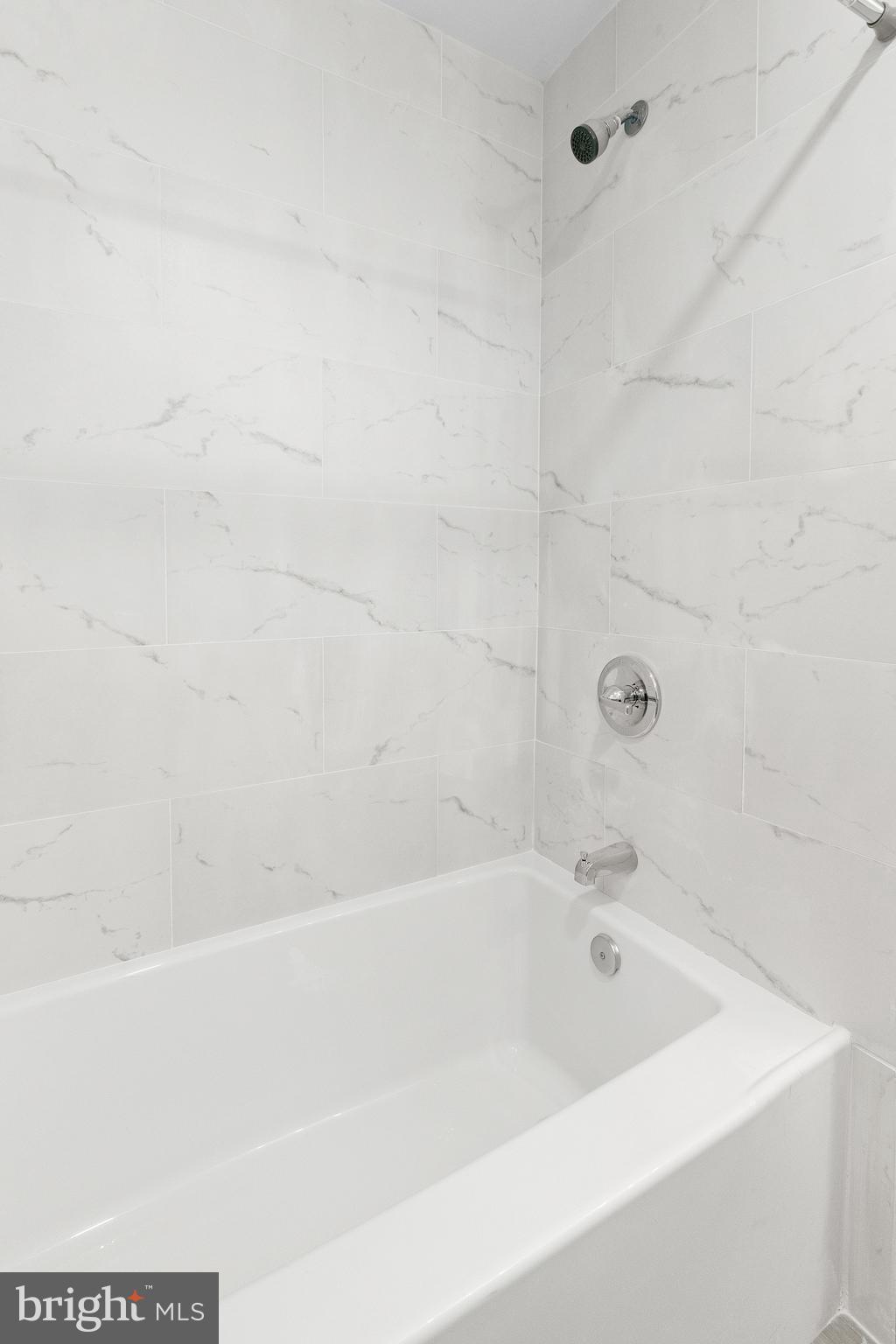 8210 Marcy Avenue Springfield, VA 22152 - Photo 25 of 52 Tile ceramic