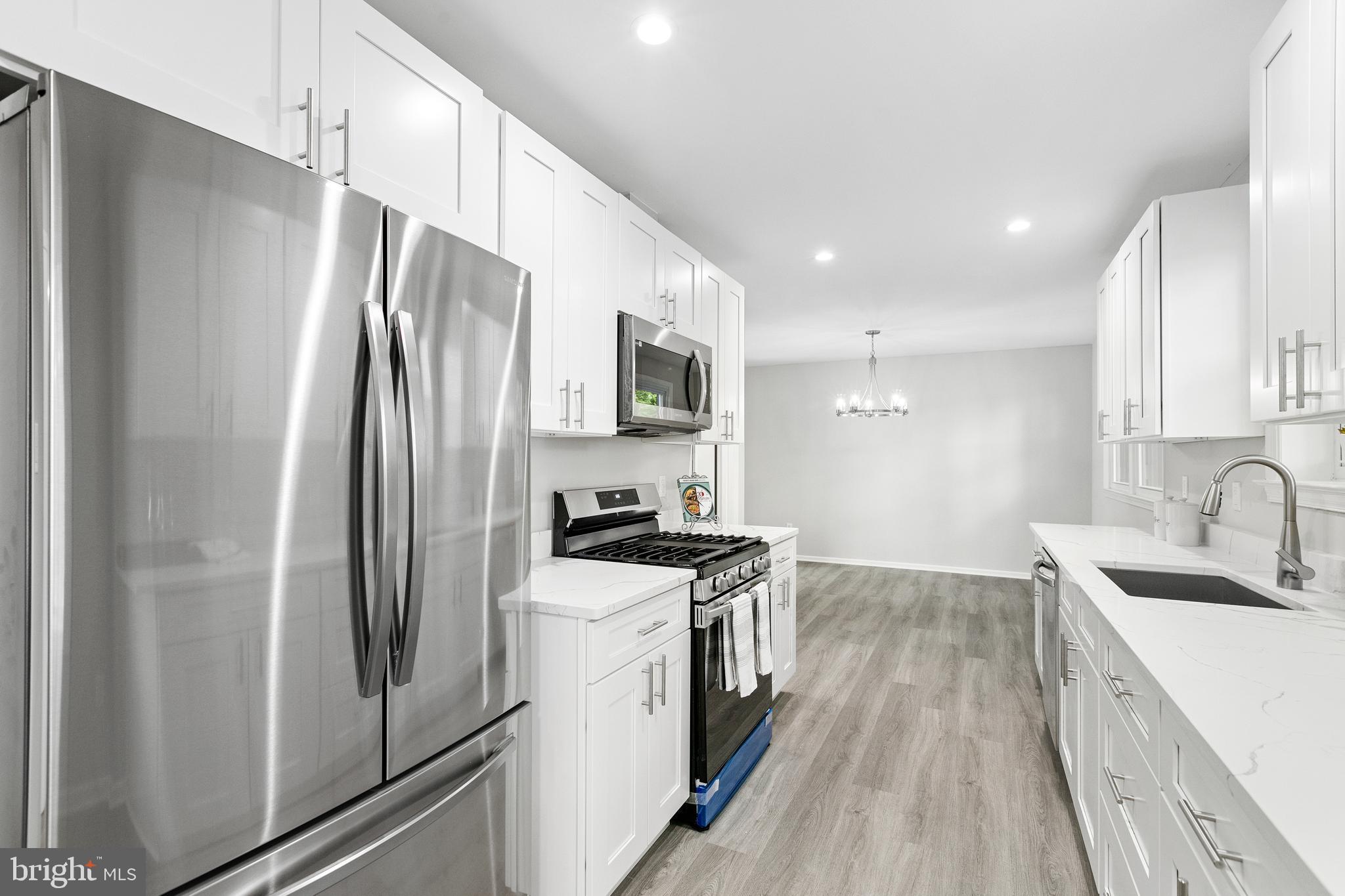 8210 Marcy Avenue Springfield, VA 22152 - Photo 9 of 52 SS appliances