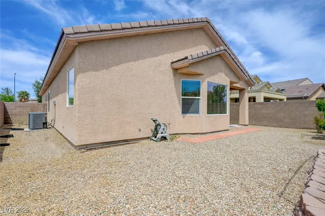 $2,024 | 2445 Sturrock Drive, Henderson, NV 89044