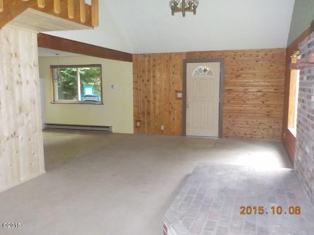 3774 Logsden Road Siletz, OR 97380 - Photo 4 of 14 A_LivingRoom