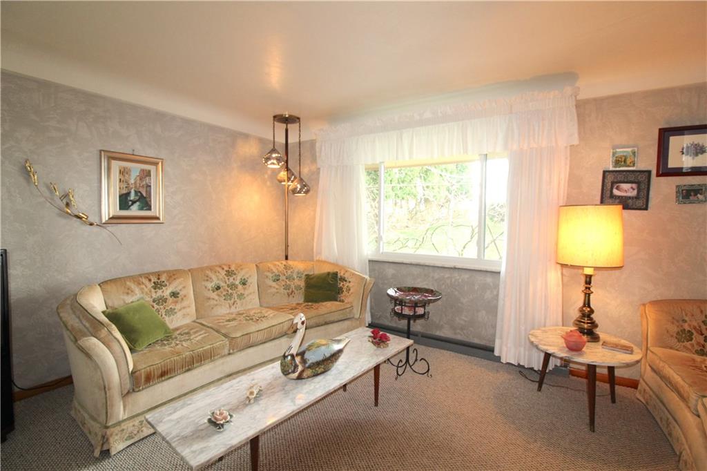 885 Peairs Road Elizabeth, PA 15037 - Photo 7 of 19 Gallery Image 7