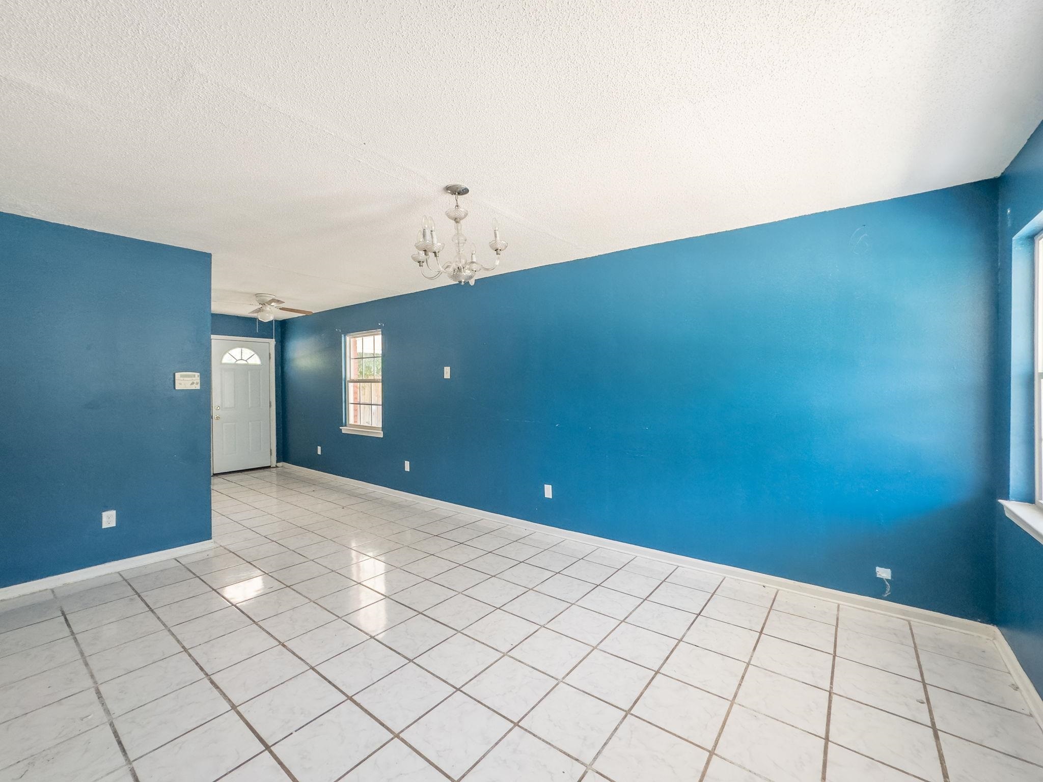 3503 Arnold Road Memphis, TN 38118 - Photo 8 of 19 a view of an empty room