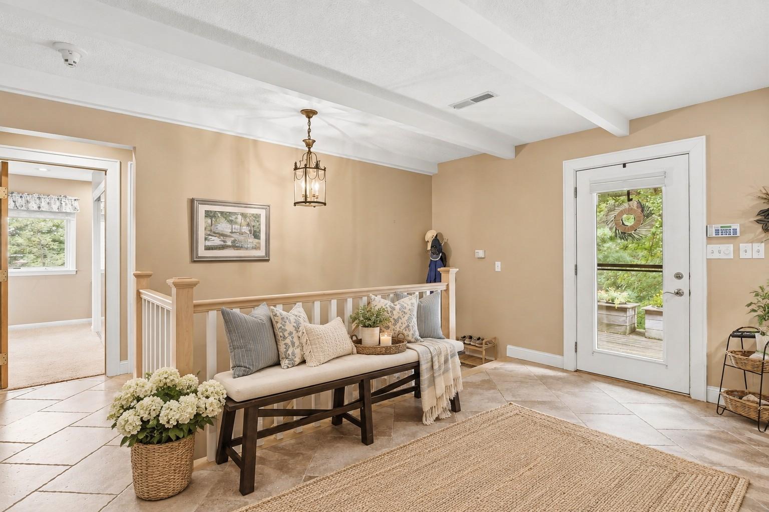 272 Cove Road Hudson, WI 54016 - Photo 6 of 32 Gallery Image 6