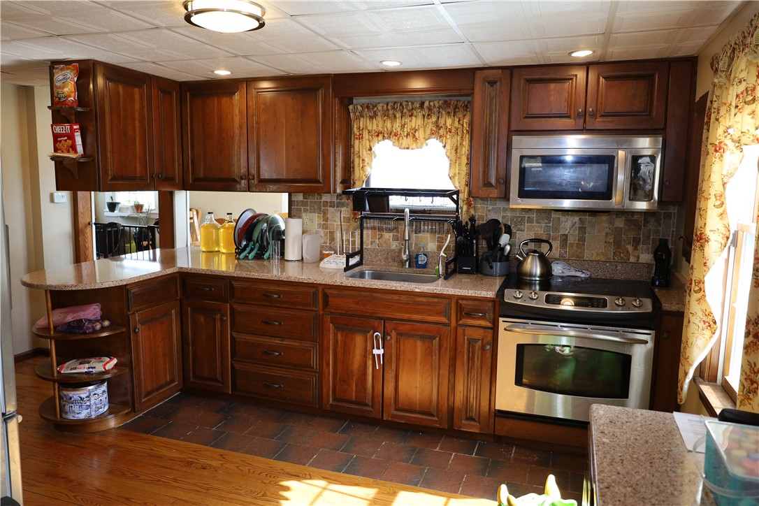 1174 Logee Street Woonsocket, RI 02895 - Photo 9 of 41 Gallery Image 9