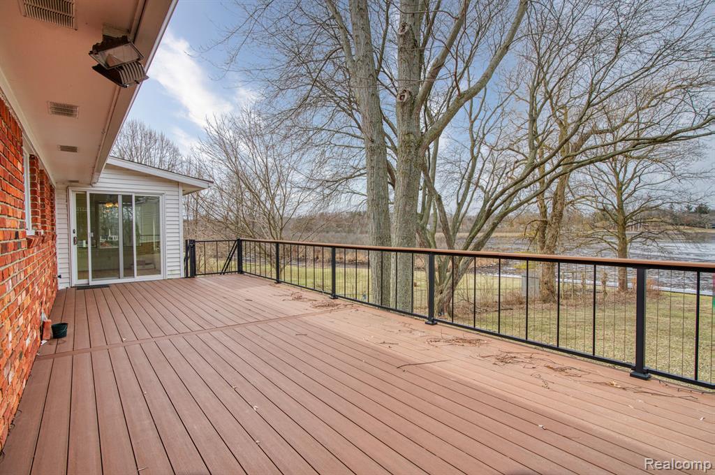 171 Endicott Howell, MI 48843 - Photo 26 of 36 Gallery Image 26