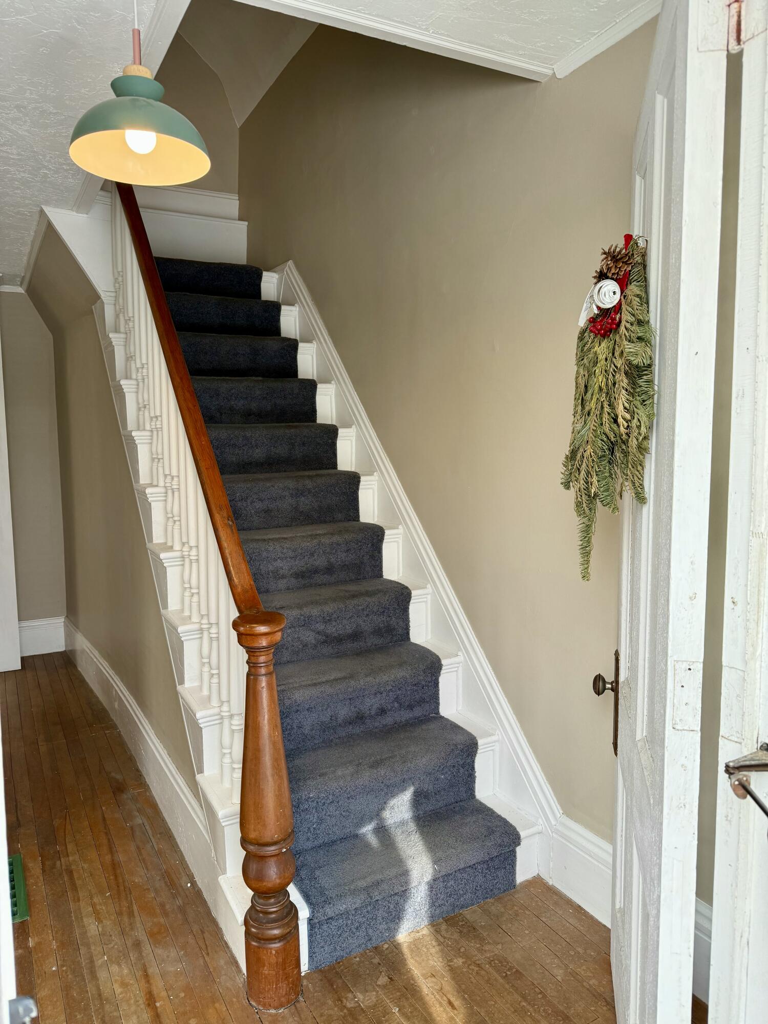 64 Penobscot Street Orono, ME 04473 - Photo 17 of 37 IMG_0369