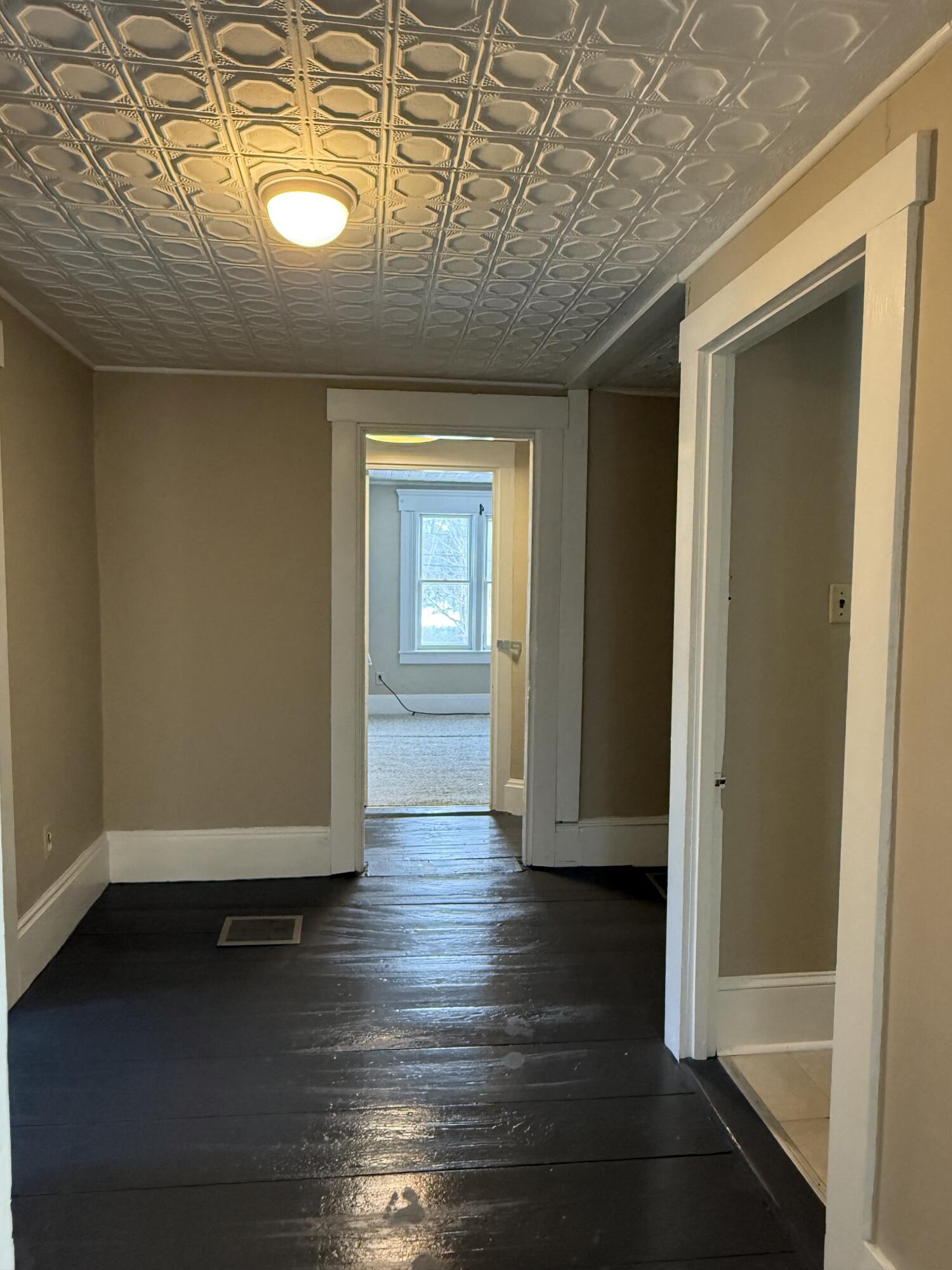 64 Penobscot Street Orono, ME 04473 - Photo 20 of 37 IMG_0376