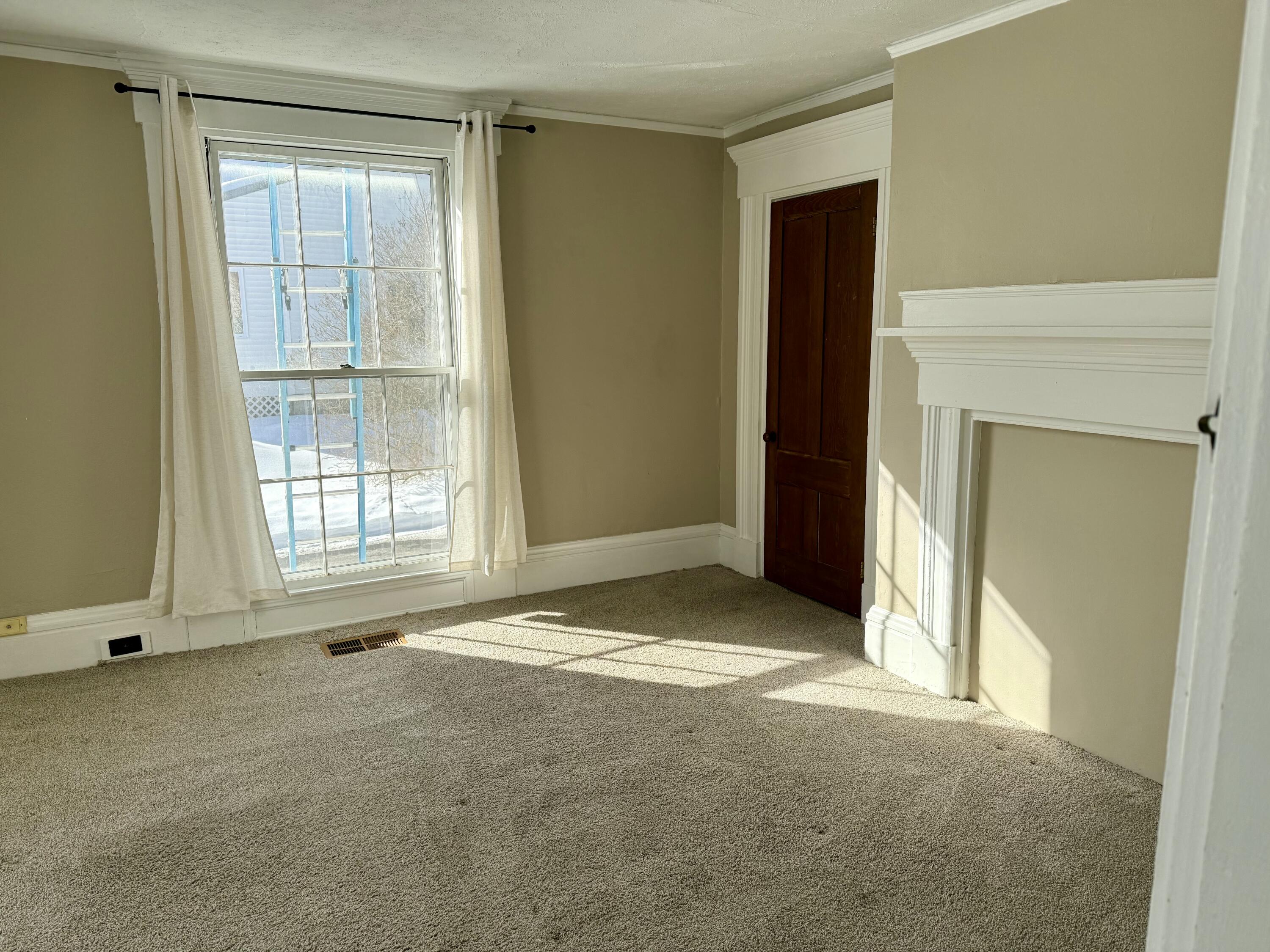 64 Penobscot Street Orono, ME 04473 - Photo 28 of 37 IMG_0341