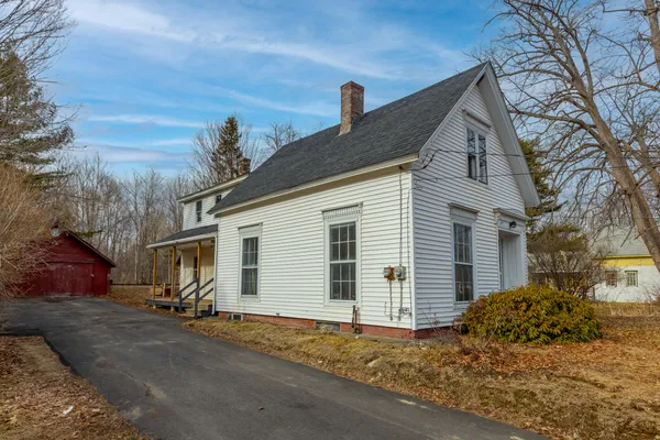 $285,000 | 64 Penobscot Street, Orono, ME 04473