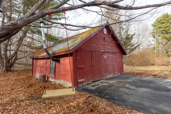 $285,000 | 64 Penobscot Street, Orono, ME 04473