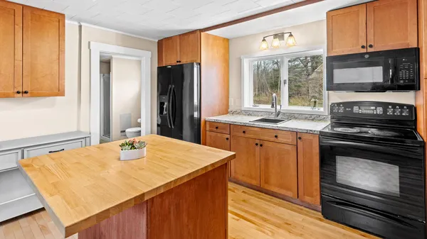 $285,000 | 64 Penobscot Street, Orono, ME 04473