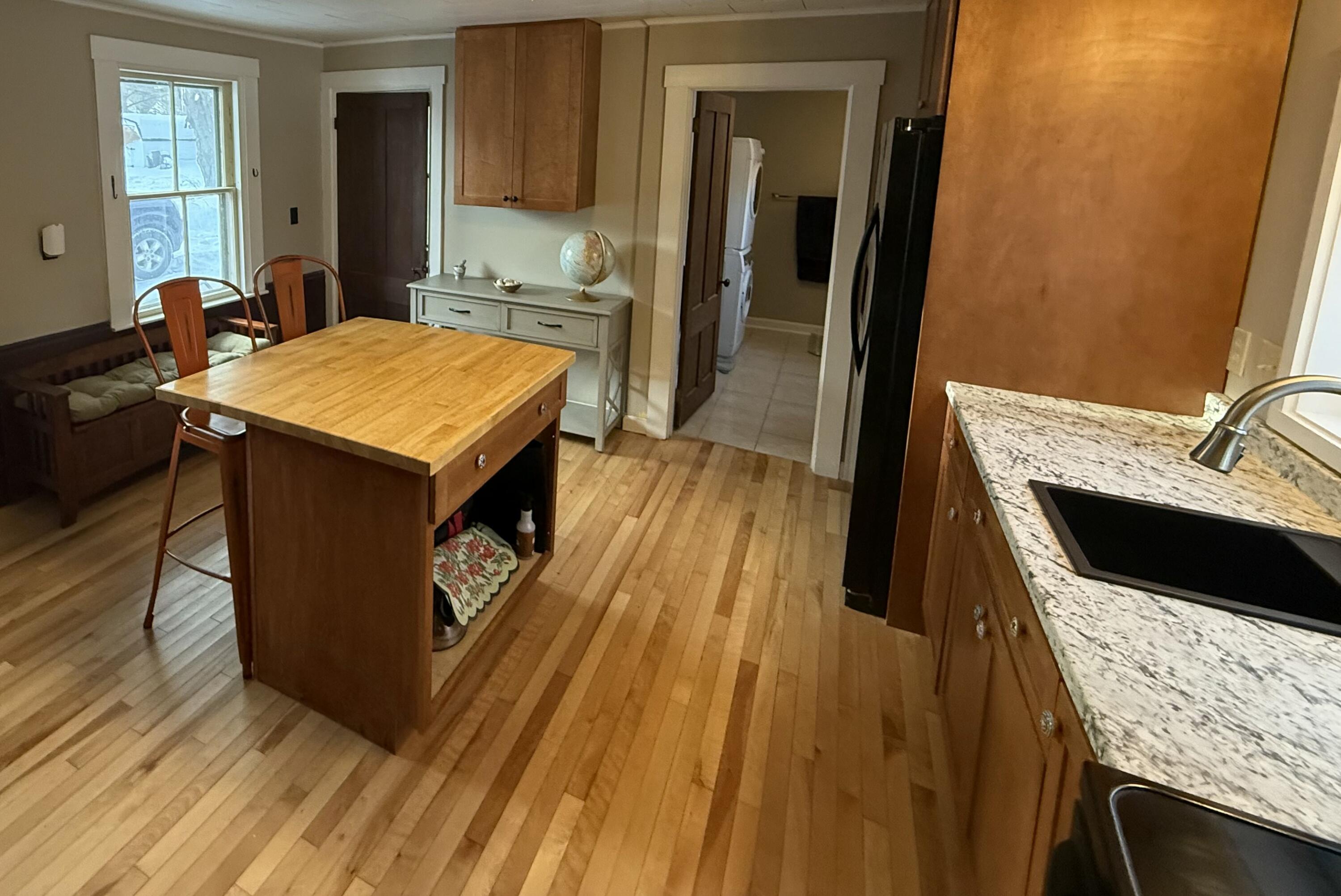 64 Penobscot Street Orono, ME 04473 - Photo 7 of 37 IMG_0386