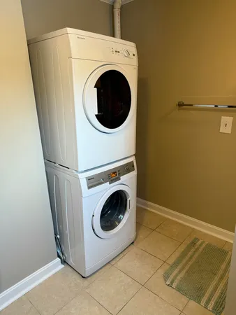 $325,000 | 64 Penobscot Street, Orono, ME 04473