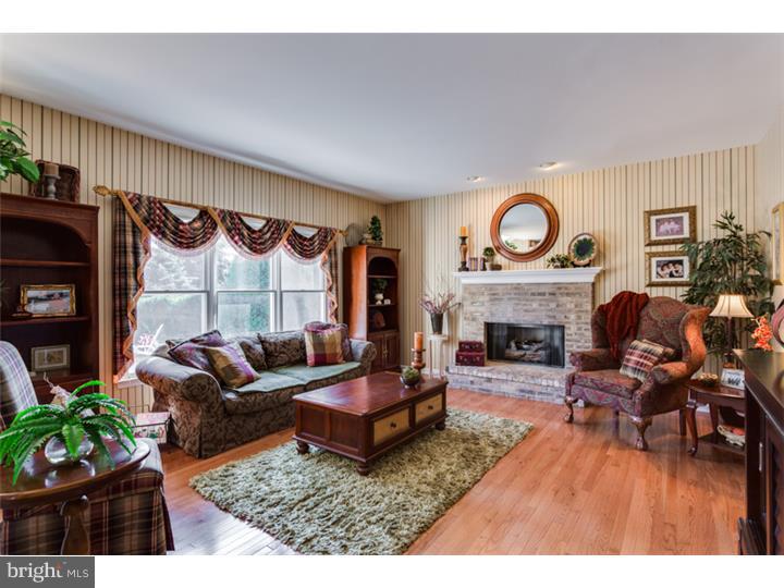 12 Brooks Road Moorestown, NJ 08057 - Photo 6 of 25 Family Room