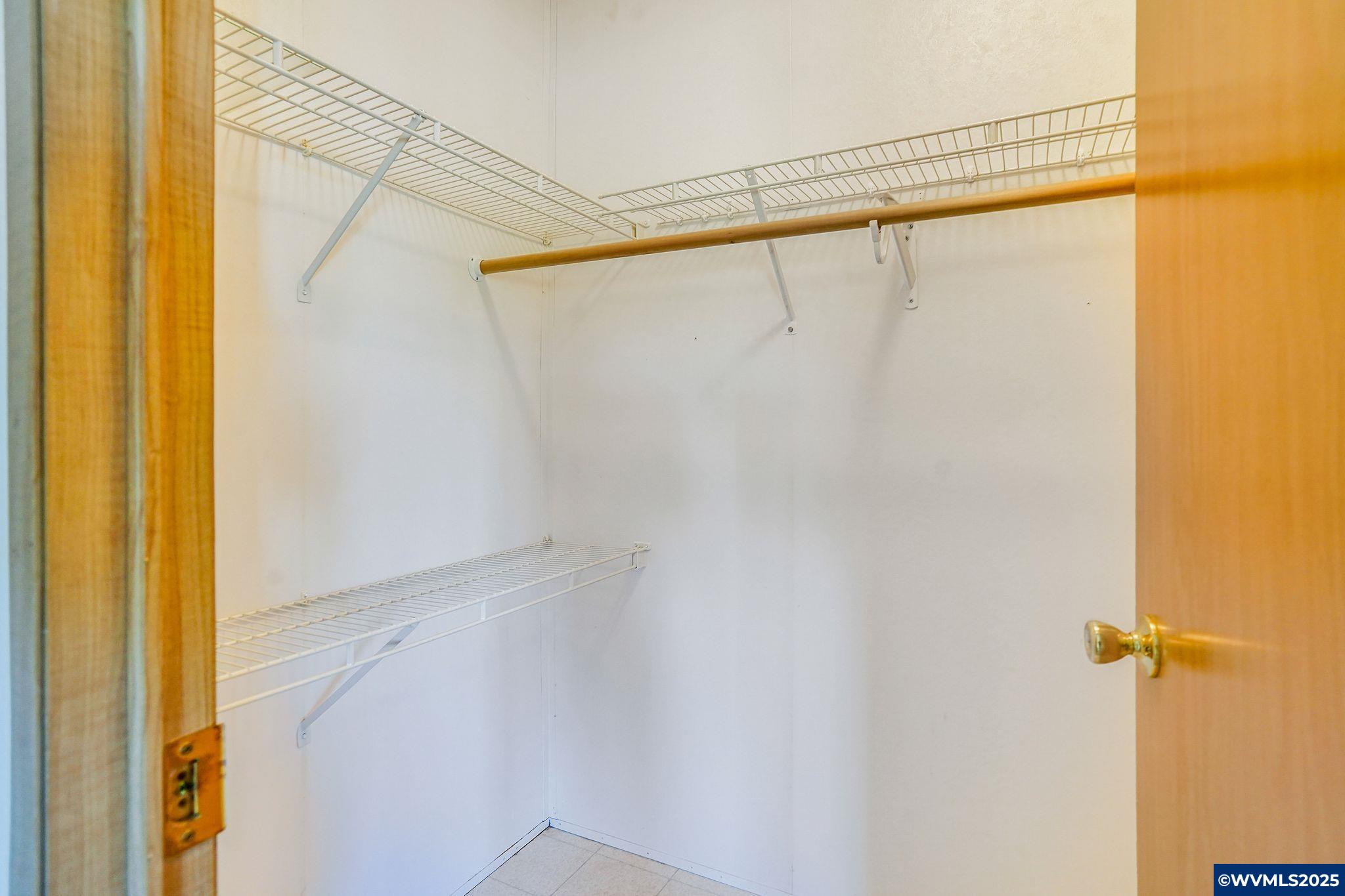 1630 Wallace Road Northwest, Unit 18 Salem, OR 97304 - Photo 23 of 37