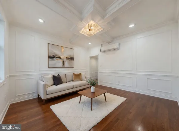 $2,000 | 1315 Pennsylvania Ave. Southeast, Unit B, Washington, DC 20003