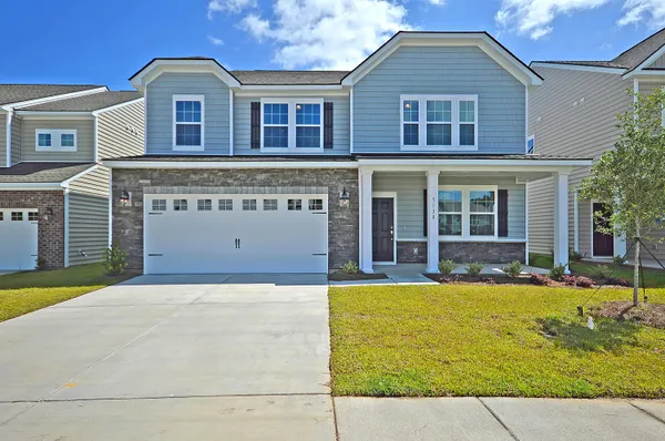$395,465 | 539 Red Monarch Way, Moncks Corner, SC 29461