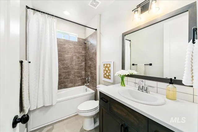 $3,200 | 5427 South Mesa Trl Place, Meridian, ID 83642