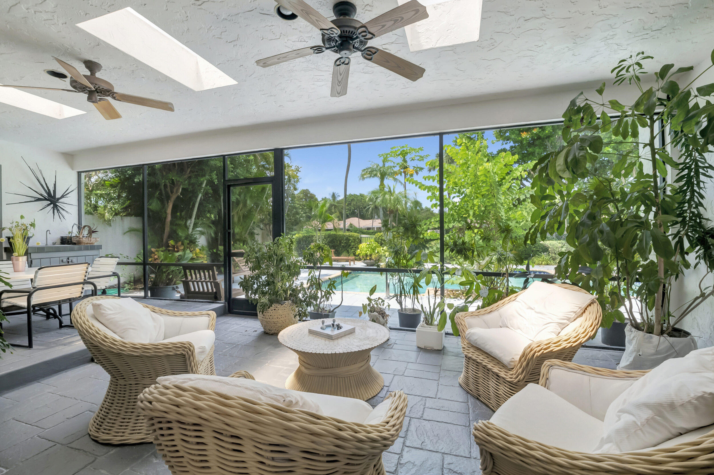 7575 Rexford Road Boca Raton, FL 33434 - Photo 5 of 70 DSC_5564