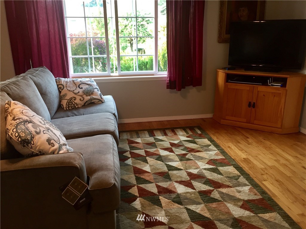 12655 Southeast 169th Place Renton, WA 98058 - Photo 3 of 16