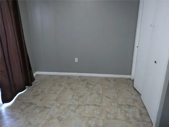 $305,000 | 304 East Ottawa Street, Paola, KS 66071