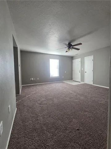 $305,000 | 304 East Ottawa Street, Paola, KS 66071