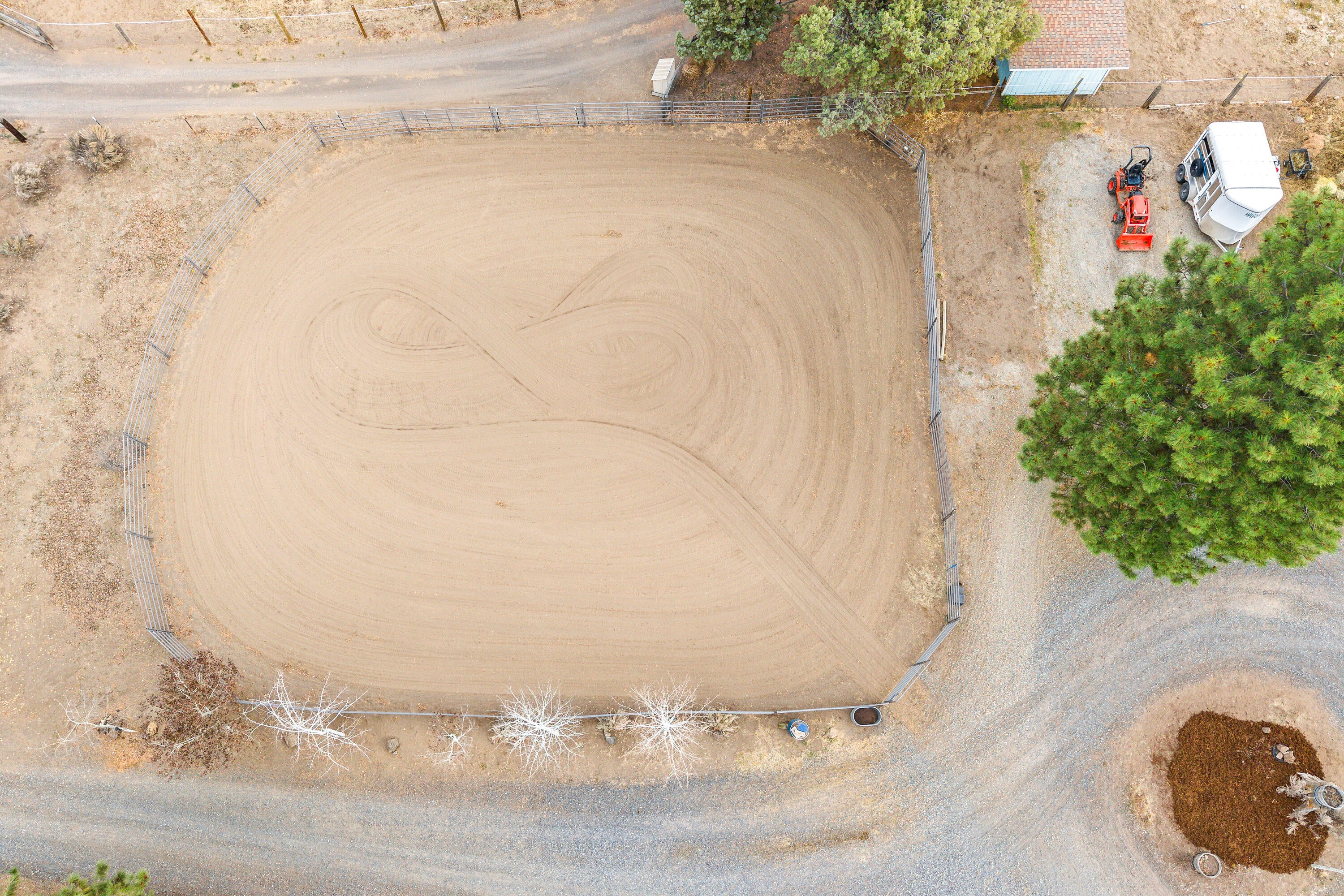 62118 Cody Jr Road Bend, OR 97701 - Photo 37 of 42 Outdoor Arena