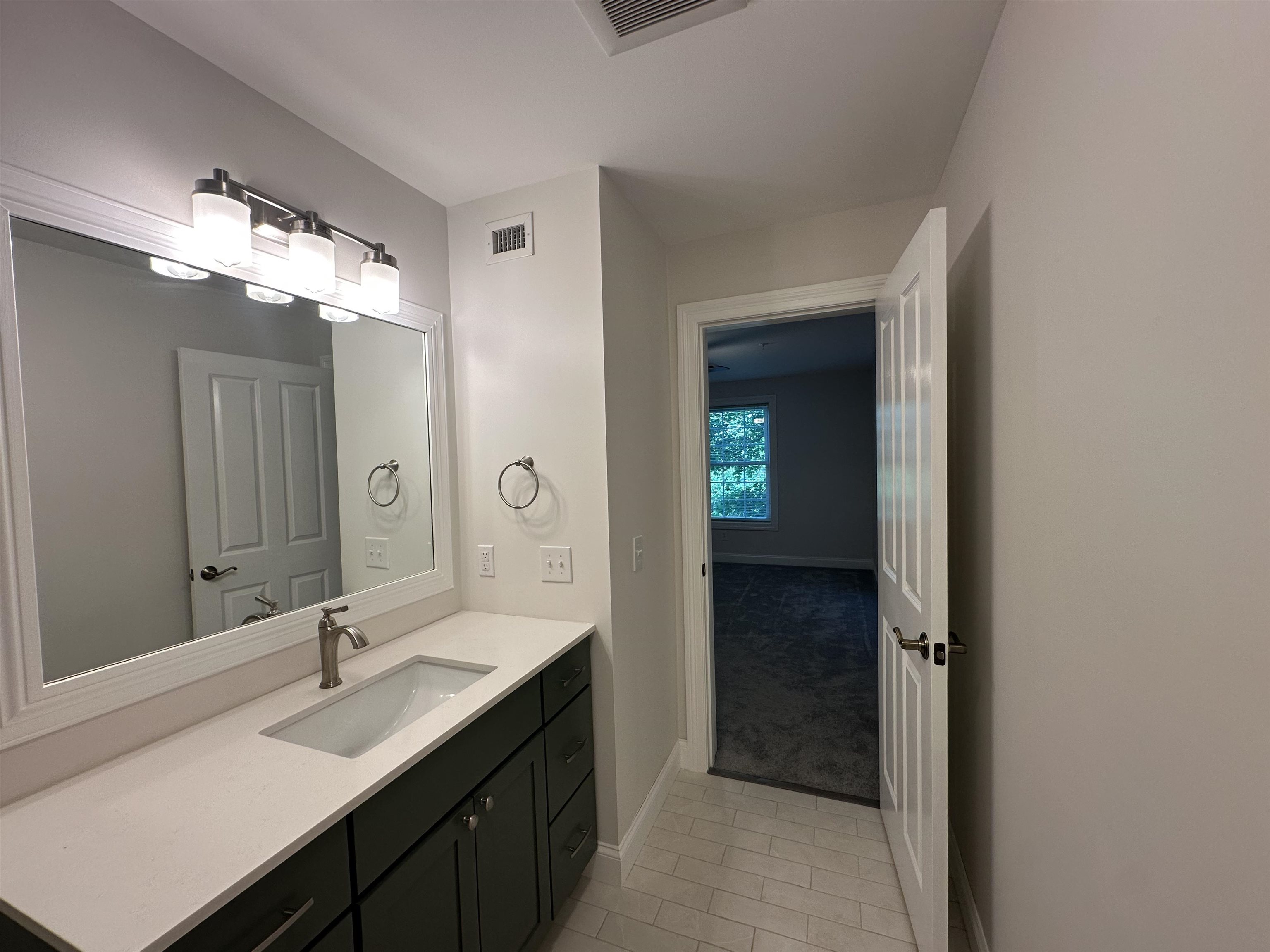 81 South Williams Street, Unit 203 Burlington, VT 05401 - Photo 32 of 44