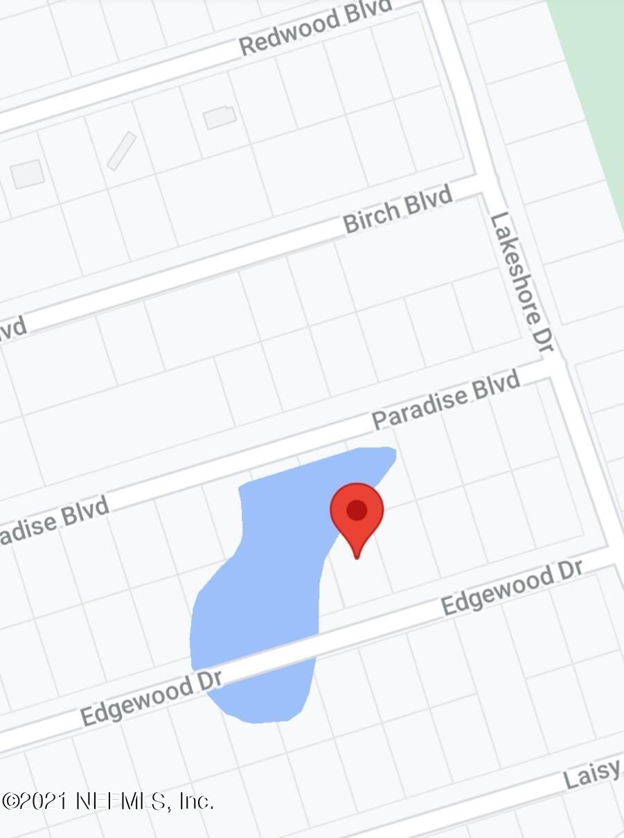 332 Edgewood Drive Georgetown, FL 32139 - Photo 2 of 6 a view of a book shelf