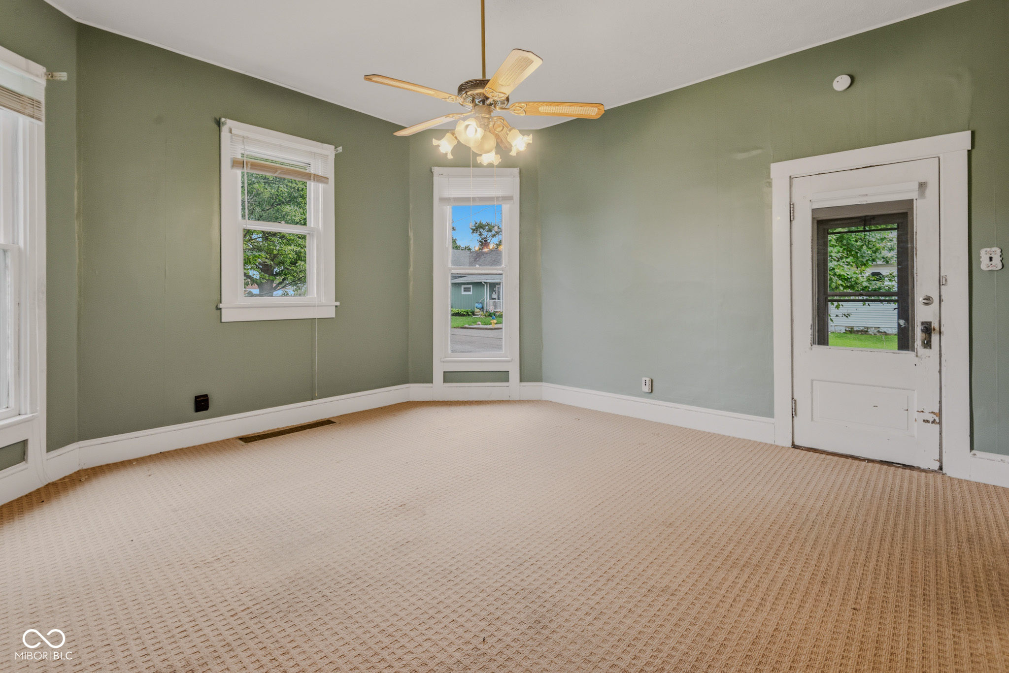 1902 Gilmore Street Columbus, IN 47201 - Photo 10 of 24