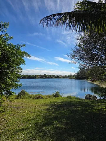 $2,450 | 1575 Owl Road, Homestead, FL 33035