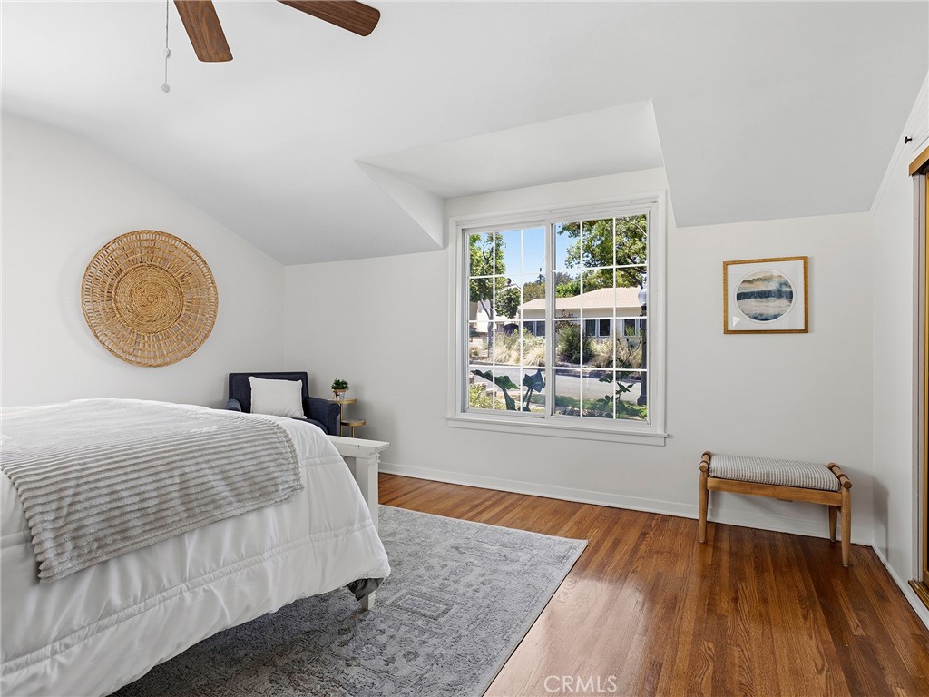 521 Bethany Road Burbank, CA 91504 - Photo 18 of 50 Bedroom