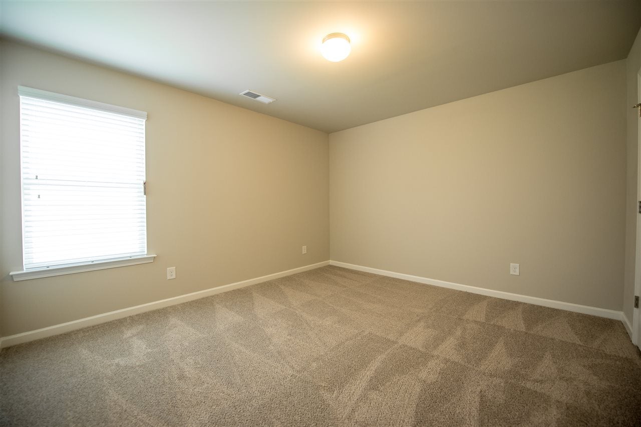 211 Tyndall Way Perry, GA 31069 - Photo 4 of 21 Gallery Image 4