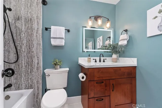 $849,000 | 7651 Yorktown Avenue, Huntington Beach, CA 92648