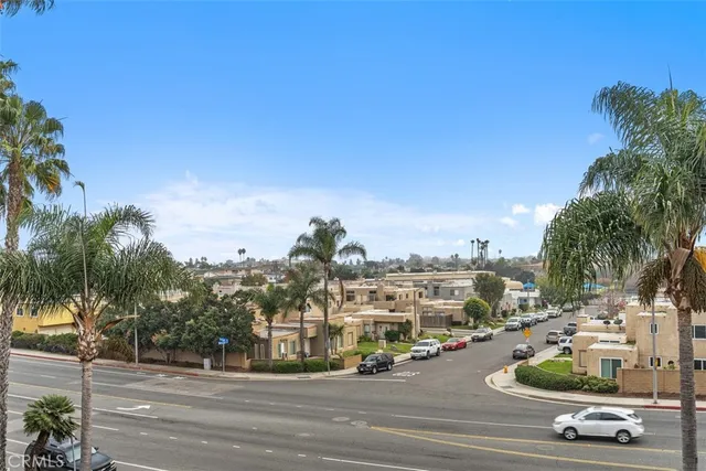 $849,000 | 7651 Yorktown Avenue, Huntington Beach, CA 92648