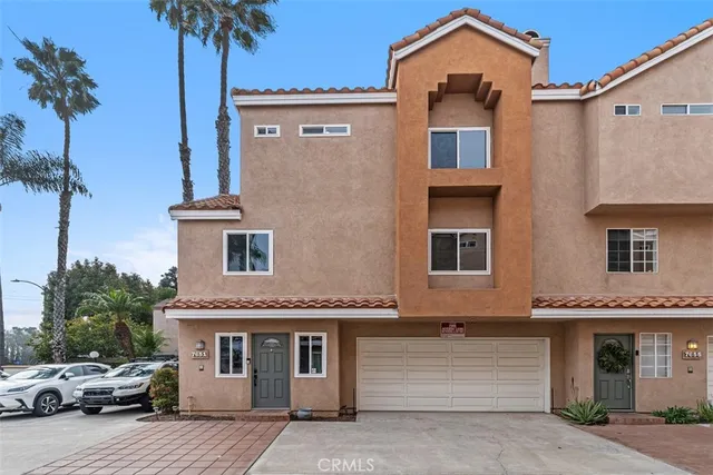 $849,000 | 7651 Yorktown Avenue, Huntington Beach, CA 92648