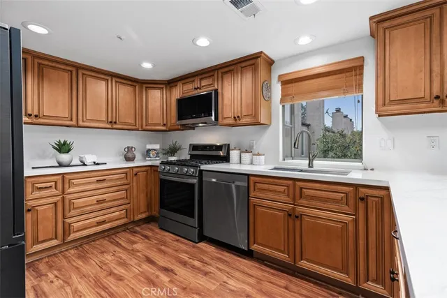 $849,000 | 7651 Yorktown Avenue, Huntington Beach, CA 92648