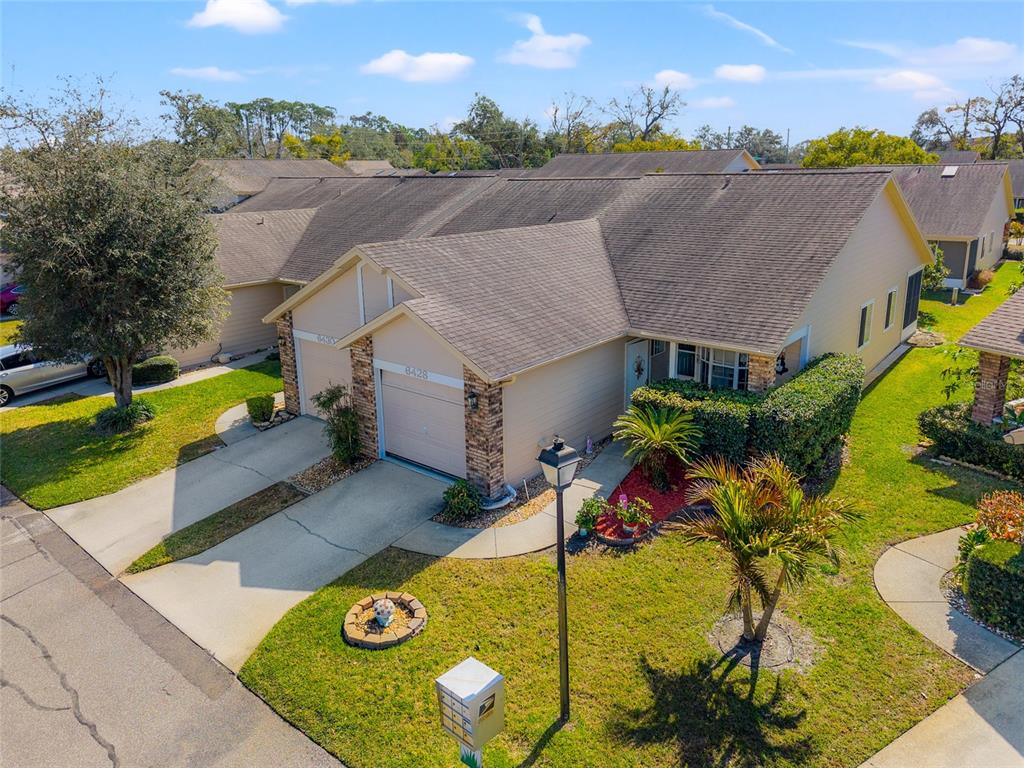 6428 Thicket Trail New Port Richey, FL 34653 - Photo 3 of 29