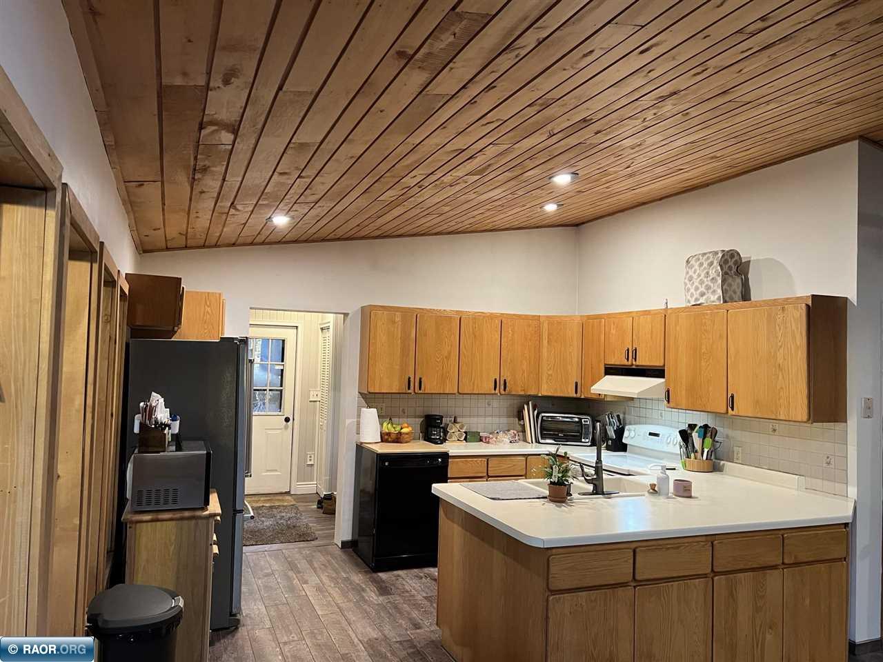 13015 Beauty Mountain Road Hibbing, MN 55746 - Photo 3 of 35 Gallery Image 3