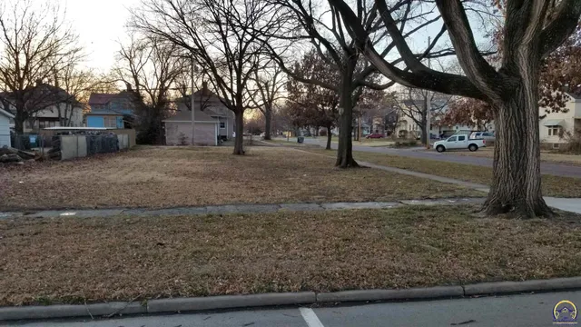 $28,000 | 627 Congress Street, Emporia, KS 66801