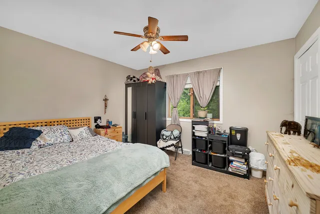 $350,000 | 21400 Lisa Lane, Steger, IL 60475