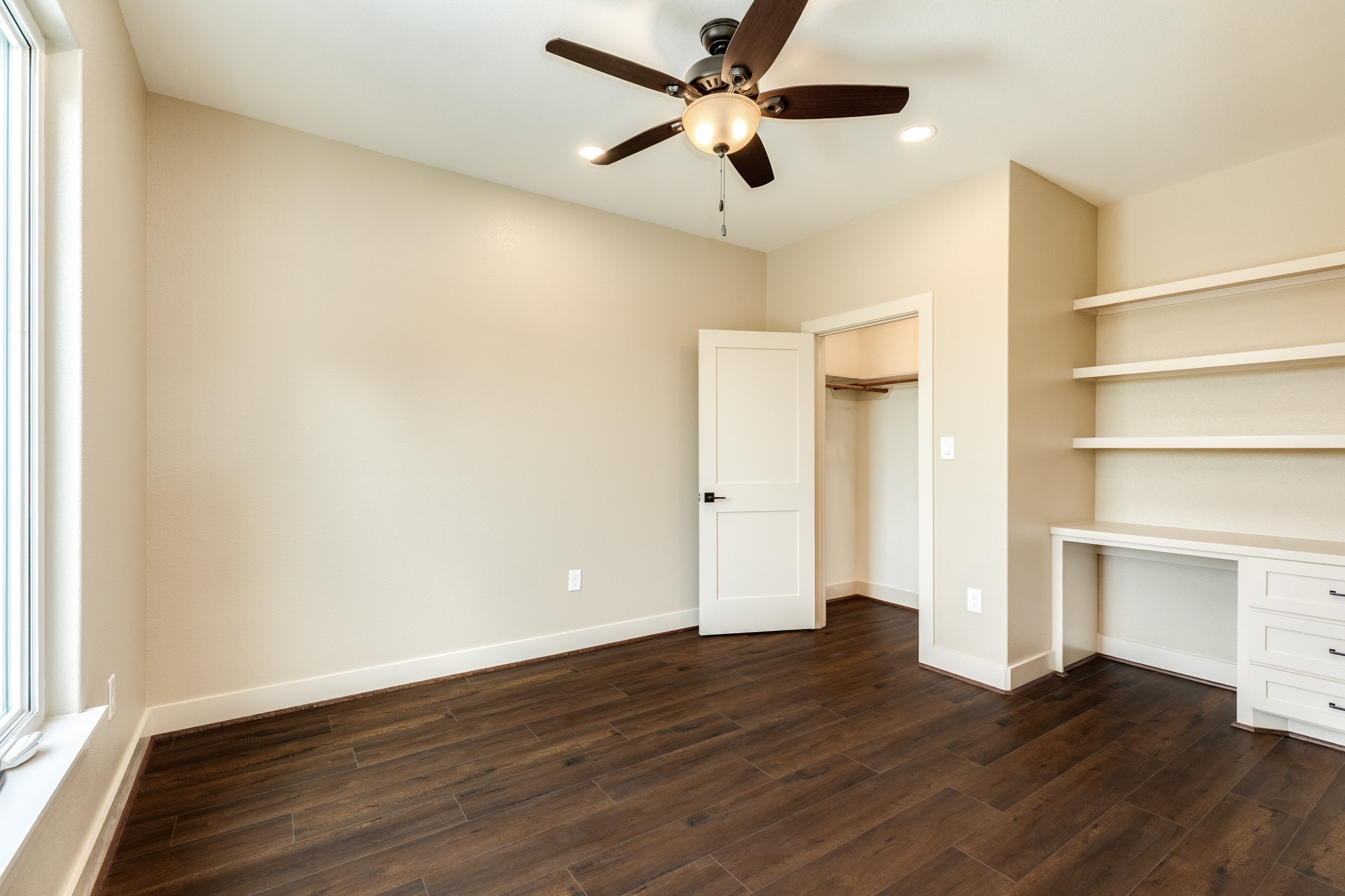 1737 Flintlock Court Angleton, TX 77515 - Photo 41 of 47