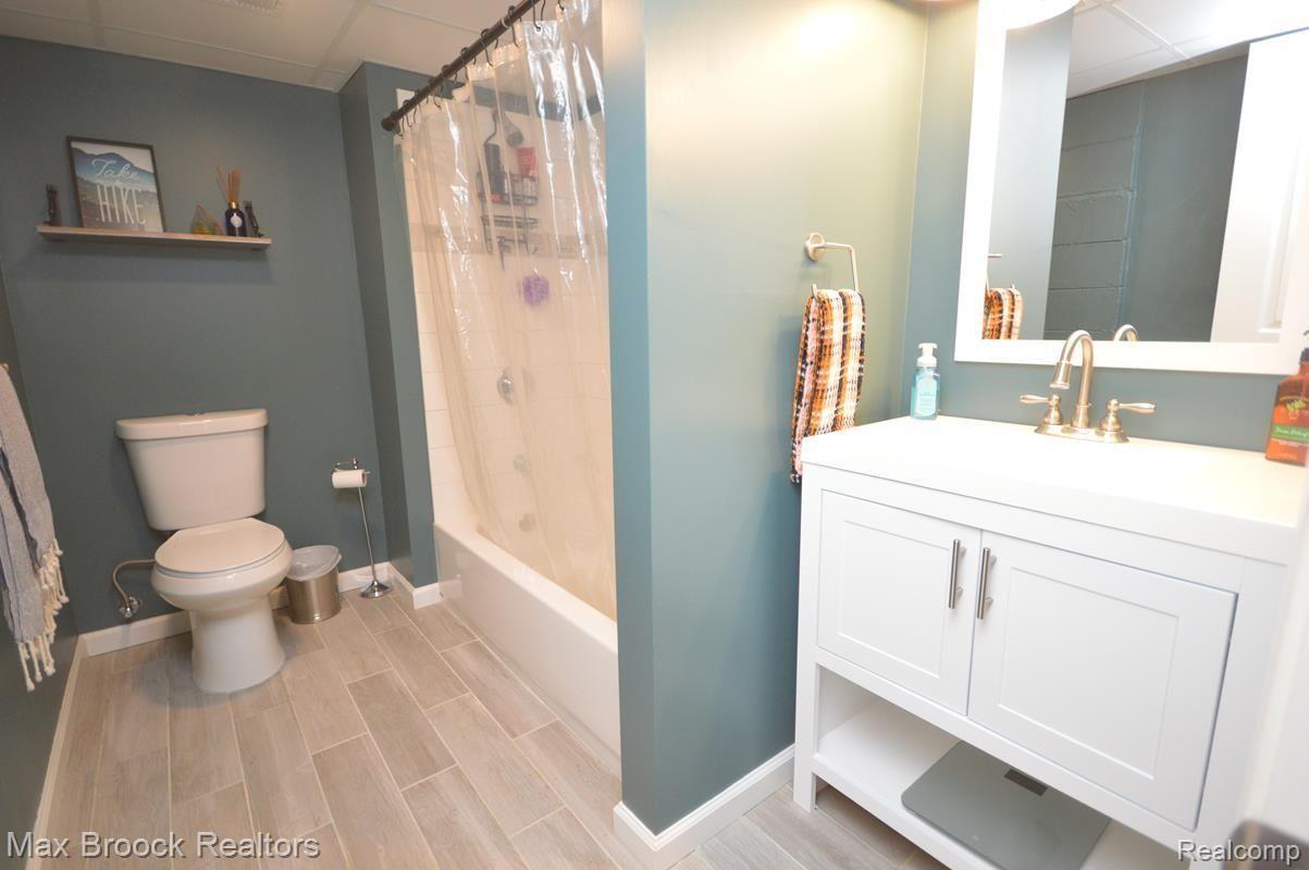 1259 Harvard Road Berkley, MI 48072 - Photo 15 of 20 DSC_0069.jpg